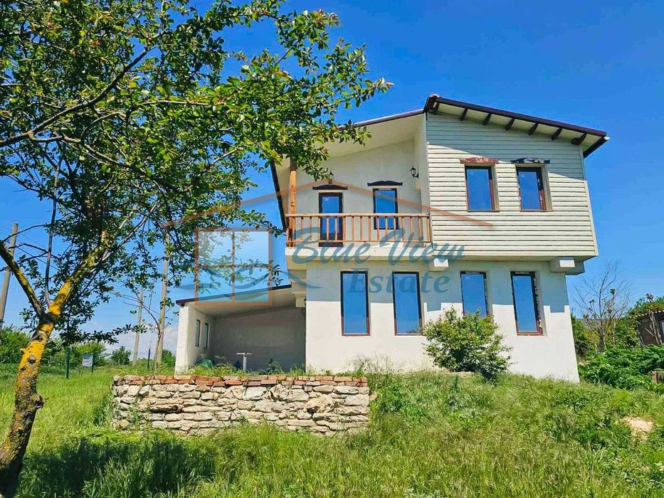 Новопостроена къща с Акт 16 в село Царичино
