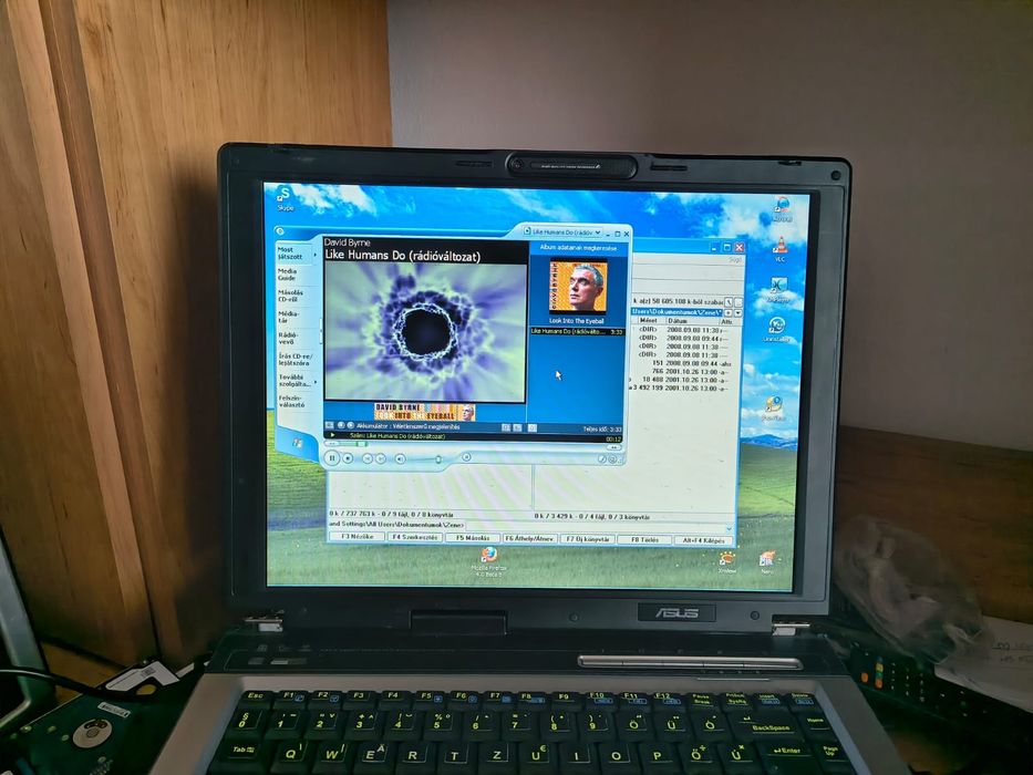 Vind Asus    A6000