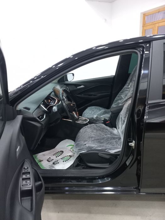 Srochno Onex 2023 qora rodnoy sotiladi