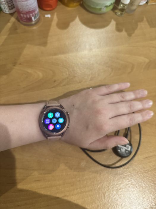 Продам часы galaxy watch 3