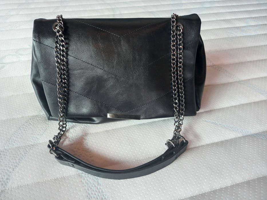 Geanta neagra eleganta