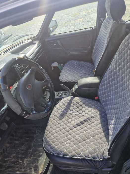 Продам машину Волга 31105