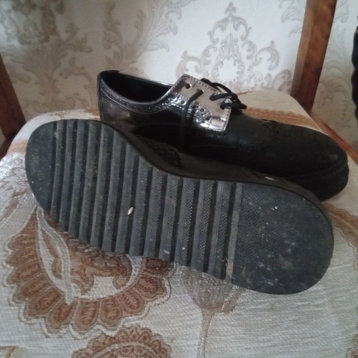 Продам туфли и сапожки  38р