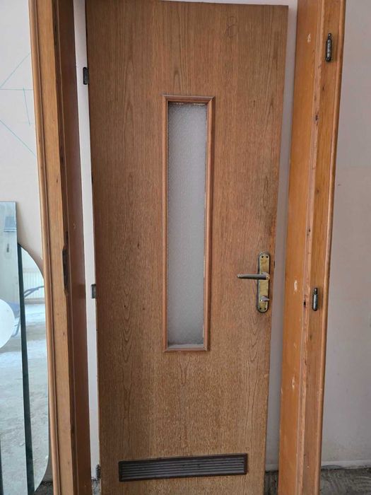 Интериорни врати