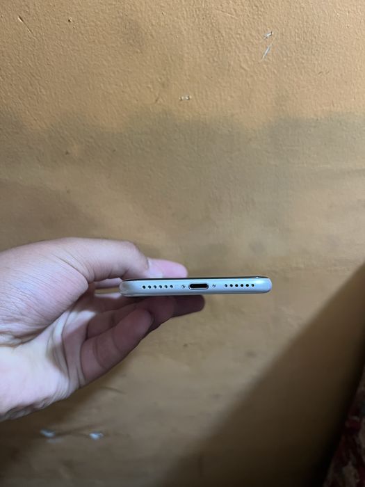 iphone se, 100$ holati zor