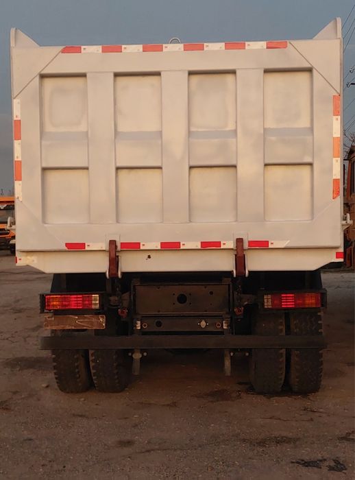 SHACMAN самосвал (без пробег срочна вариантга)