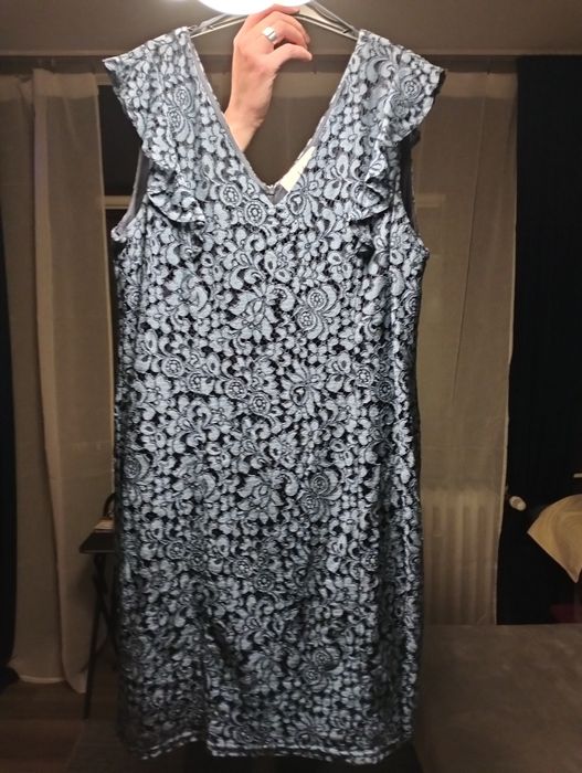 Vând rochie dama Doar in București