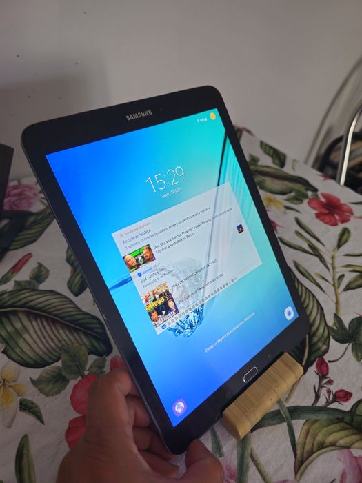 Samsung Galaxy Tab S2 (SM-T813)