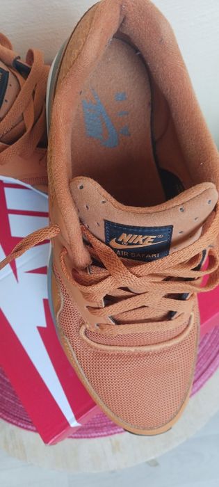 Nike AIR SAFARI nr 41 / 42 cutie adidas new balance under armour puma