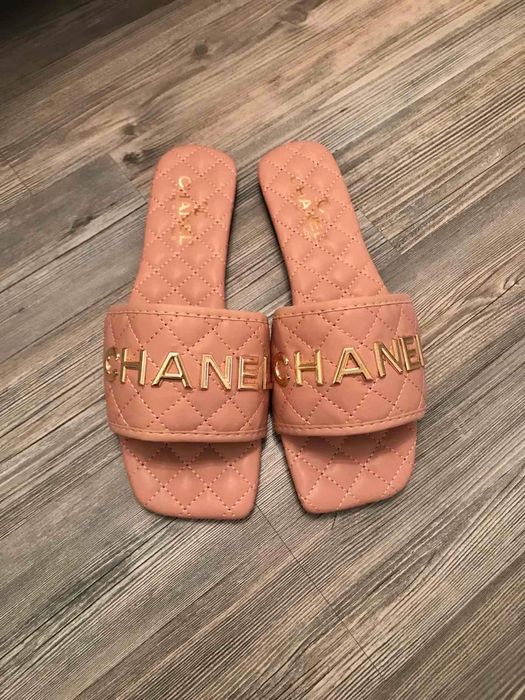 Джапанки Chanel нови