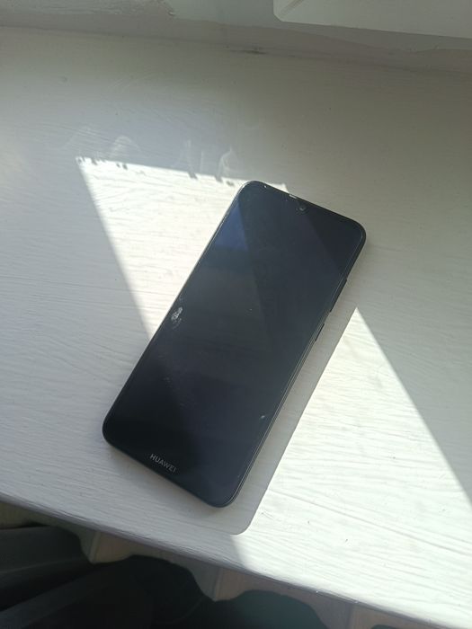 Смартфон Huawei Y6 2019