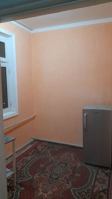 Ижара Фарход бозор Карзинка ёнида  1хона 2 хона килинган 4 этаж