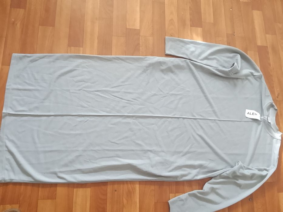 женские платье ,одежда