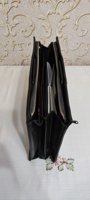 Деловой портфель для документов