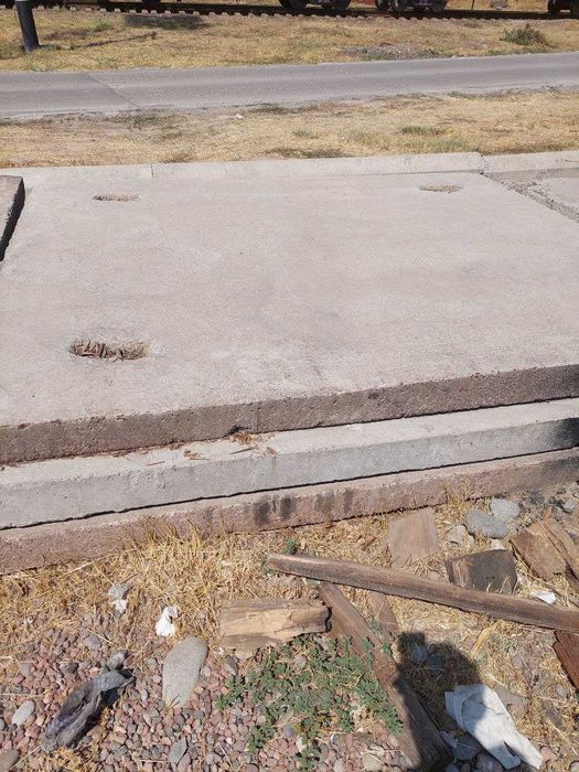 Бетон плита сотилади.