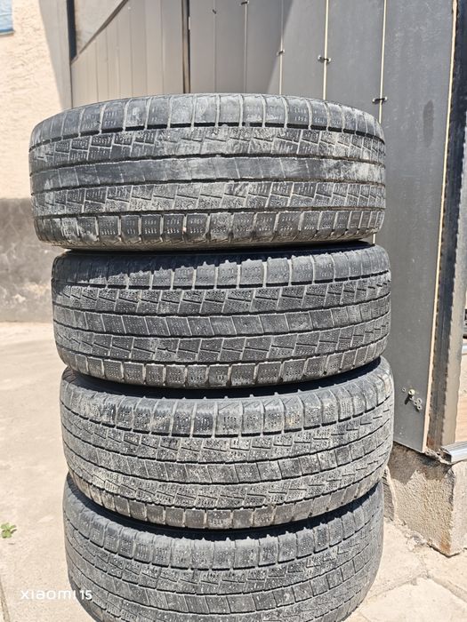 Продам зимние резины с дисками