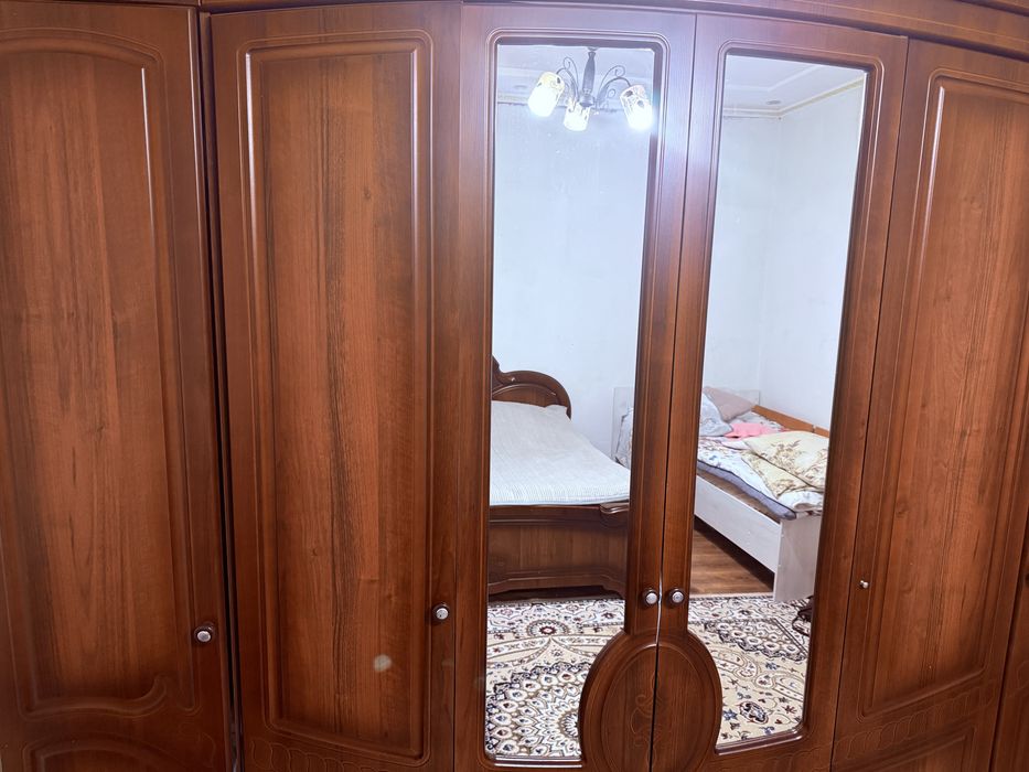 Спальный гарнитур