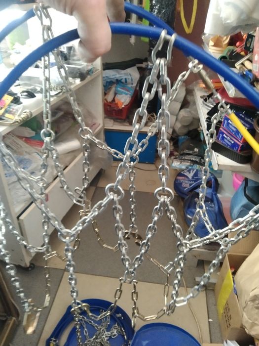 Цепи на колеса ,новые