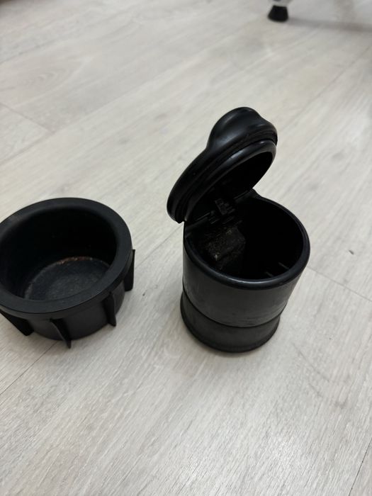 Пепельница Тойота