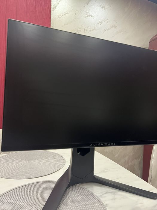 Alienware AW2720HF 27"