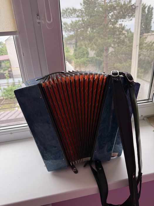 Продам гармонь Чайка 313