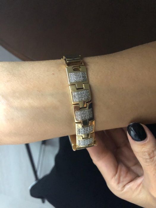 Часы золотые продам