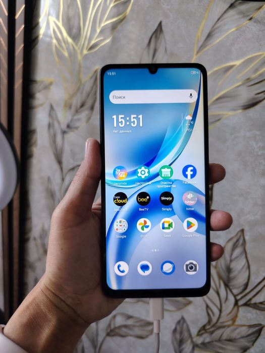 продается телефон