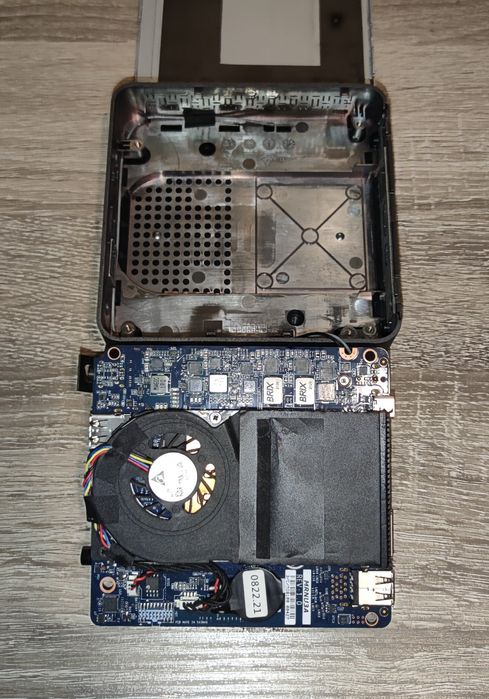 Barebone mini-PC Gigabyte Brix - за части
