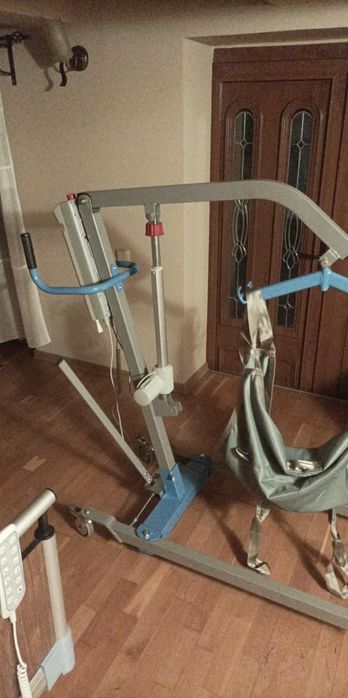 Macara electrica pentru persoane cu dezabilitati