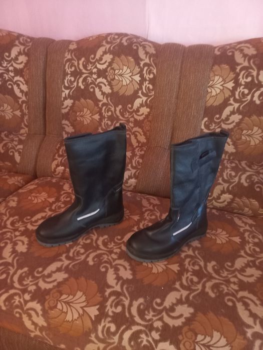 Сапоги зимние утеплённые