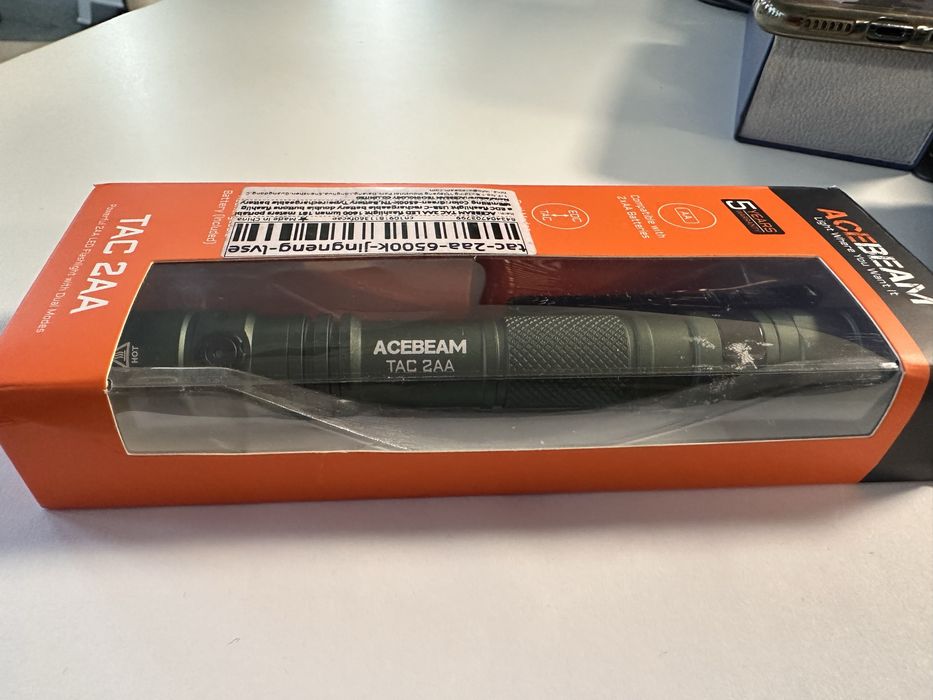 EDC фенер Acebeam TAC 2AA