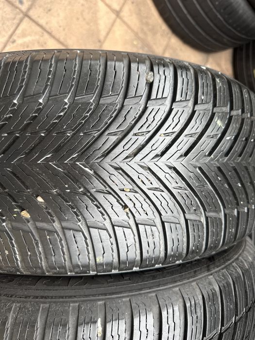 225/50/17 Nokian All Season 150 lei bucata dot 2023