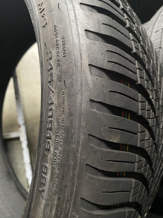 Шины 245/40/19 пара бу гудиер