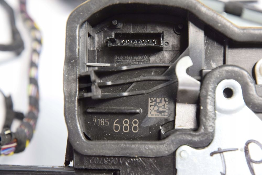 BMW F01 F02 f10 f11 брави Софт Клоус