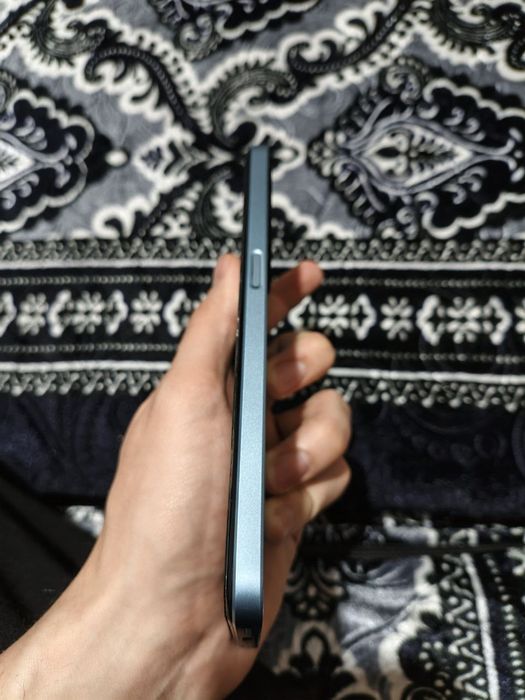 Oppo A57 s 4/64 holati idial