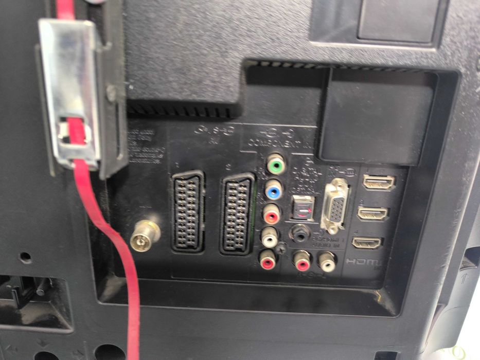 Televizor Sony KDL-22EX302 22 inch cu porturi multiple