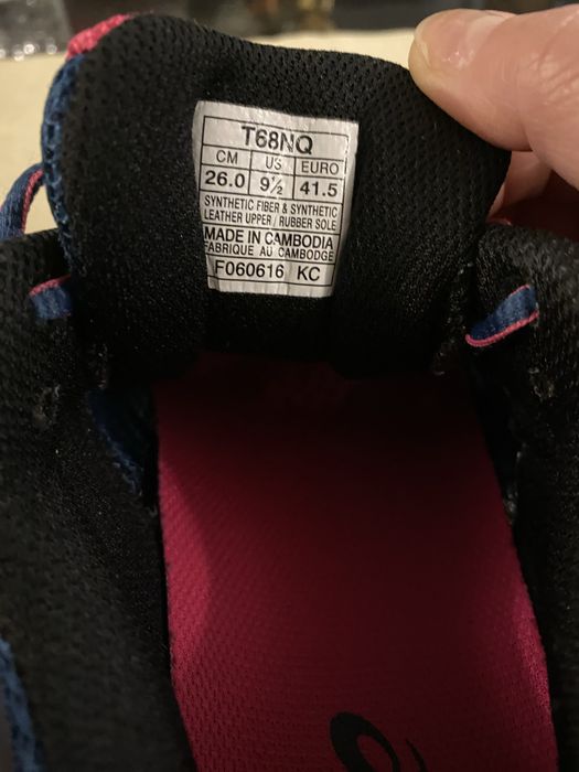 Adidasi Asics pentru alergare, dama