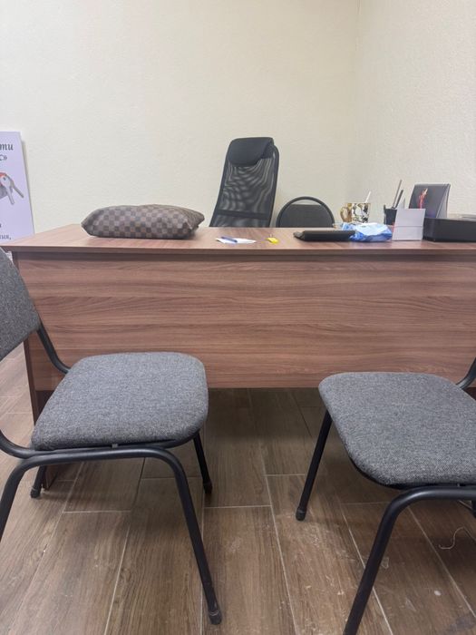 Офисные столы в отл сост
