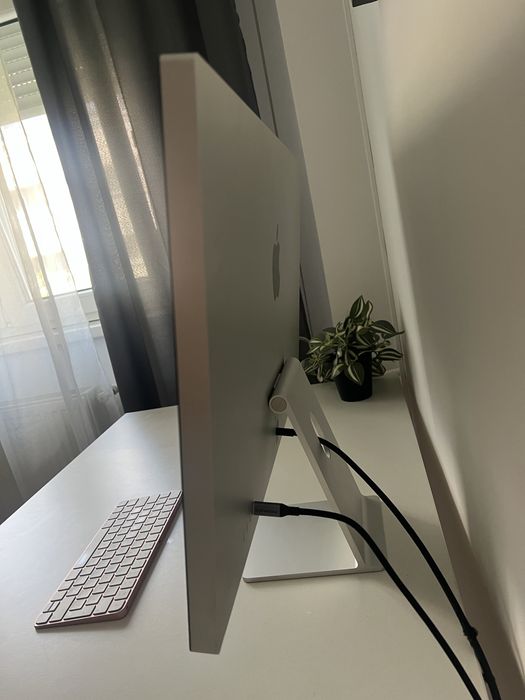 Monitor Apple Studio Display 27 inch 5k