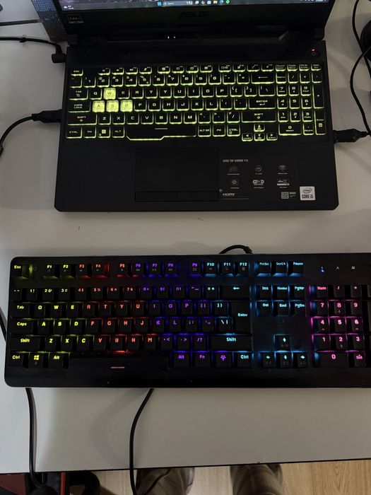 tastatura mecanica switch uri blue