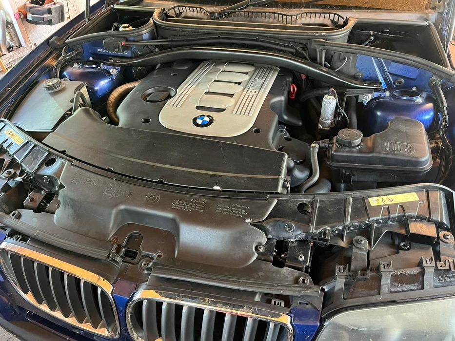 Bara fata spate aripa stanga dreapta far bixenon bmw x3 e83 lci 3.0 d