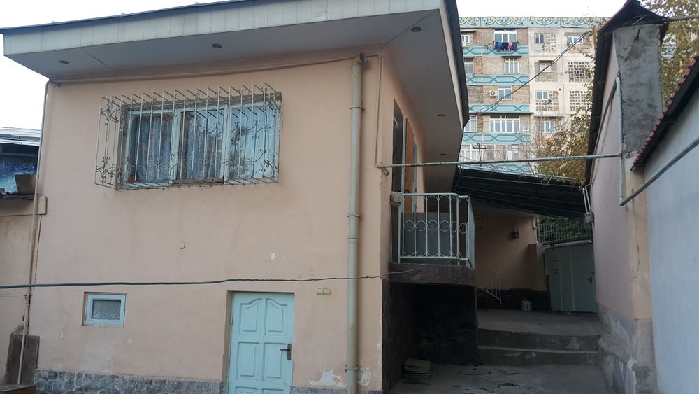 Продажа земельного участка с домом