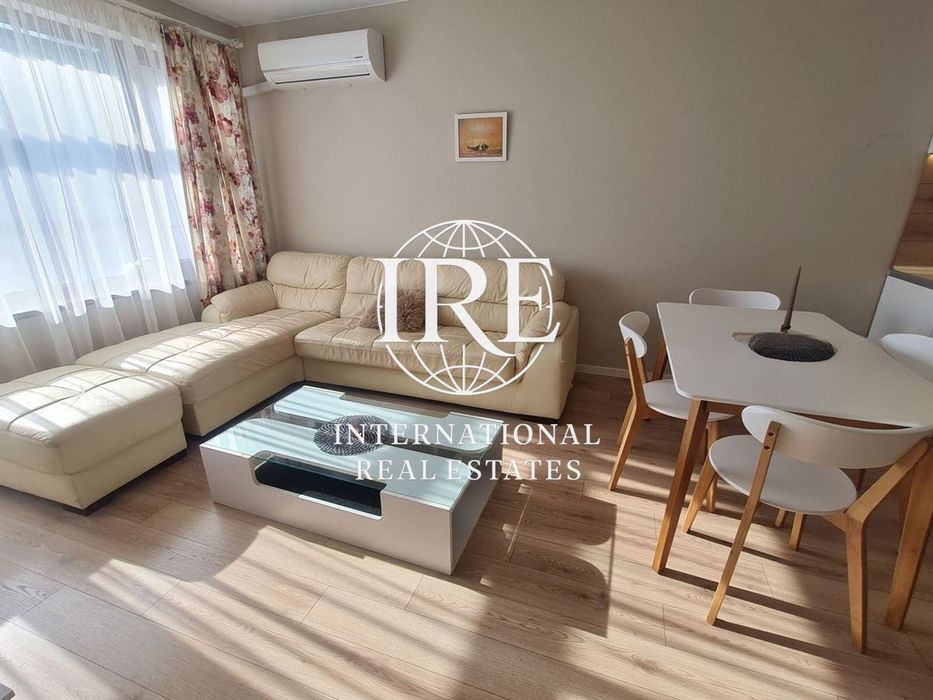 Продава се Двустаен апартамент в Варна, Бриз - 75 кв.м за 1394 €/кв.м - Снимка #1