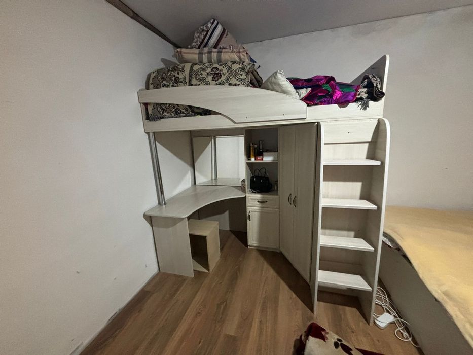 Детский тосек шифонер парта 3в 1