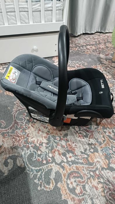 Продам автолюльку
