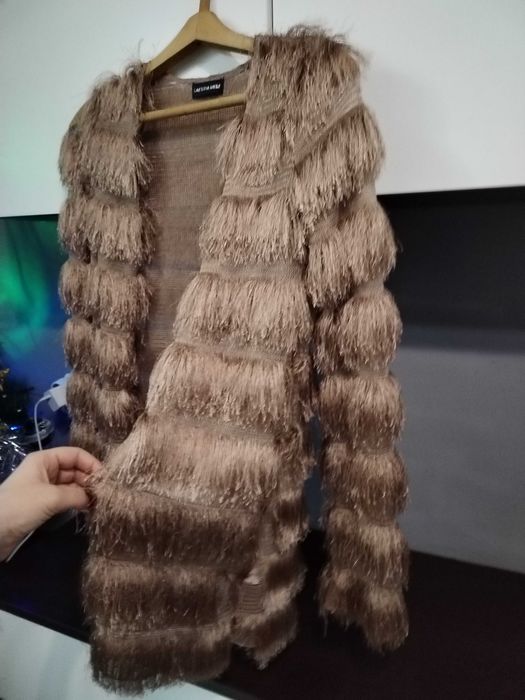 Елегантни боти  H & M в цвят нюд