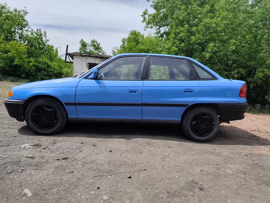 Продам опель астра f
