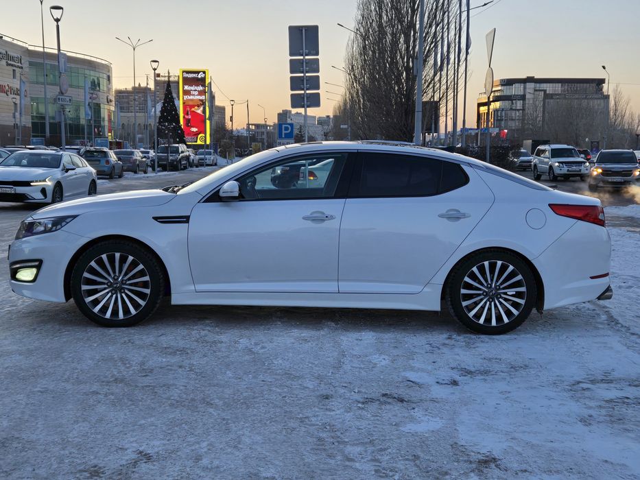 Дёшево ! KIA K5 отличный аппарат