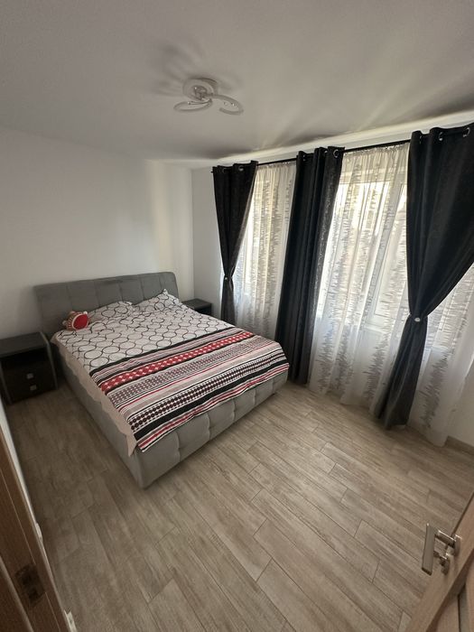 Inchiriez apartament 3 camere Floresti, Sub Cetate