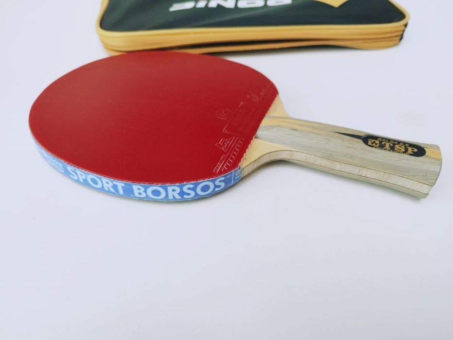 Paleta de tenis de masa profesionala personalizata, husa Donic, maner lemn tsp balsa 6,5 offensive